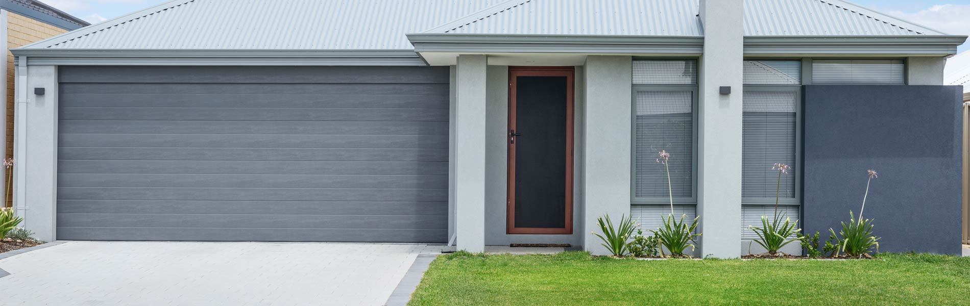 Garage Door Company Inc.  (877) 444-5505